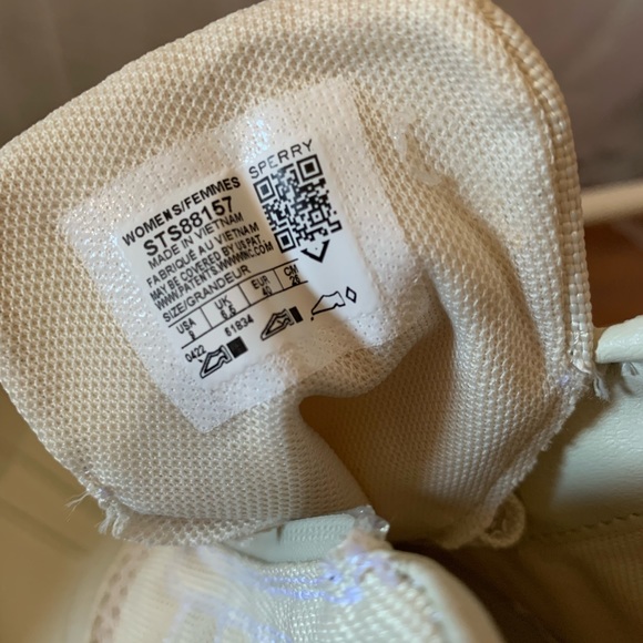 Sperry Women's Duck Float Zip
SeaCycled Boots New - Picture 13 of 13